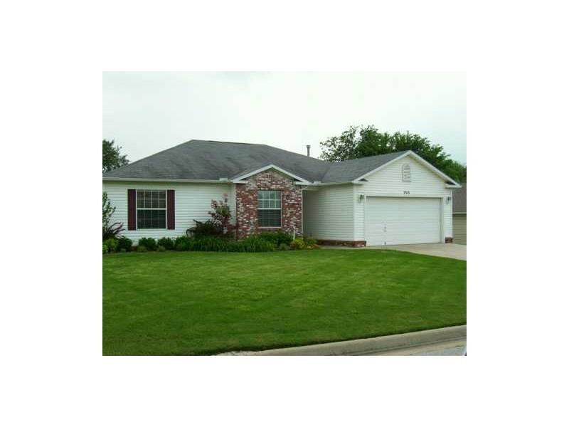 Property Photo:  2515 W Arthur Hart Street  AR 72703 