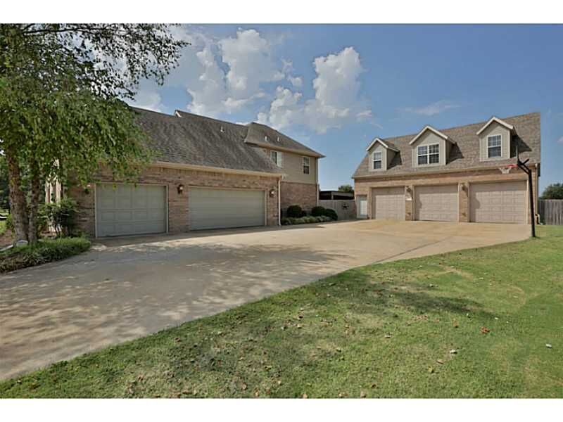 Property Photo:  541 Doe Drive  AR 72762 