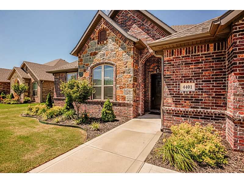 Property Photo:  4401 W Canopy Meadows Drive  AR 72758 