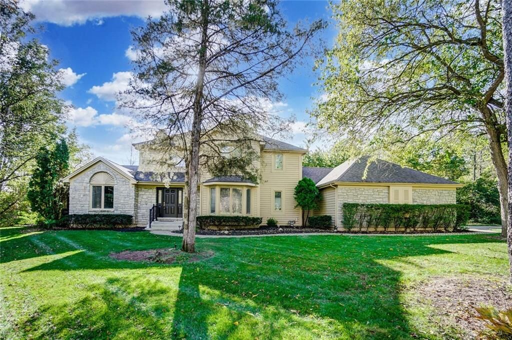 Property Photo: 2463 Pinebrook Lane OH 45066