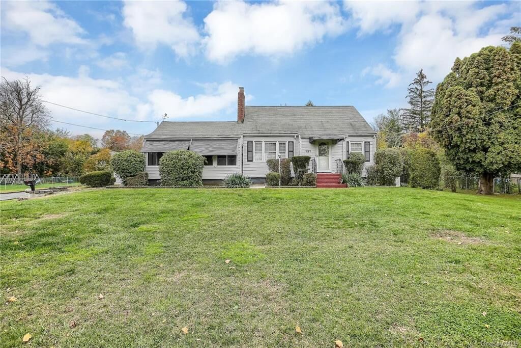 Property Photo:  131 Hammond Road  NY 10984 