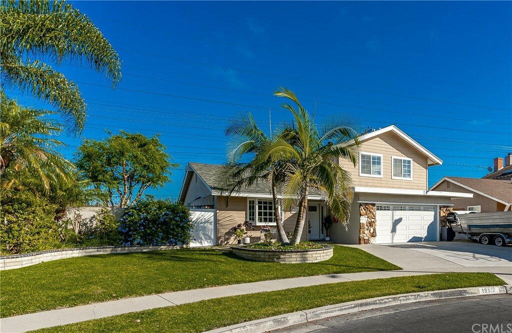 Property Photo:  19512 Aragon Circle  CA 92646 