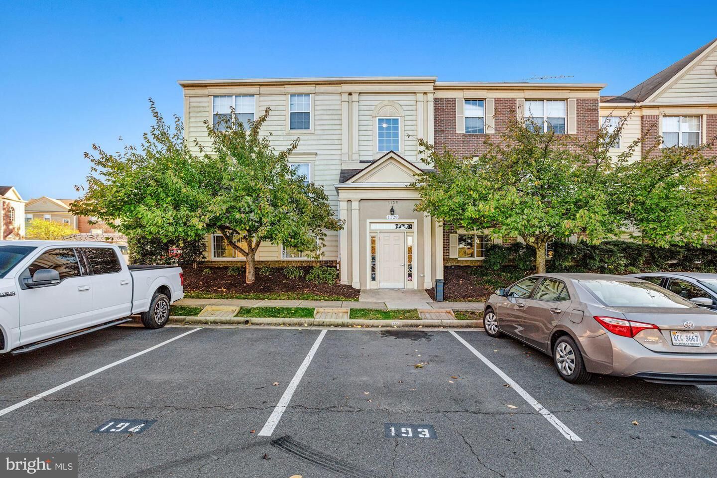 Property Photo:  1129 Huntmaster Terrace NE 102  VA 20176 