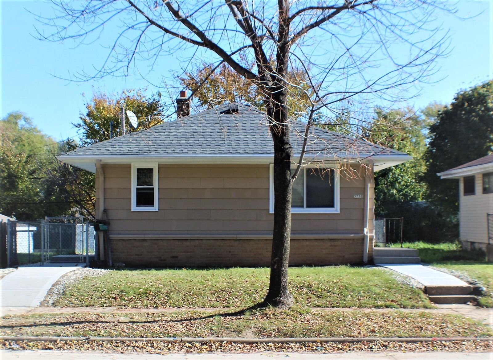 Property Photo:  5750 N 70th St  WI 53218 