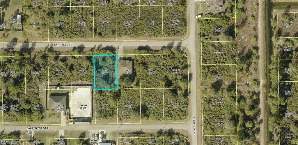 Property Photo: 868 Campbell Street E FL 33974