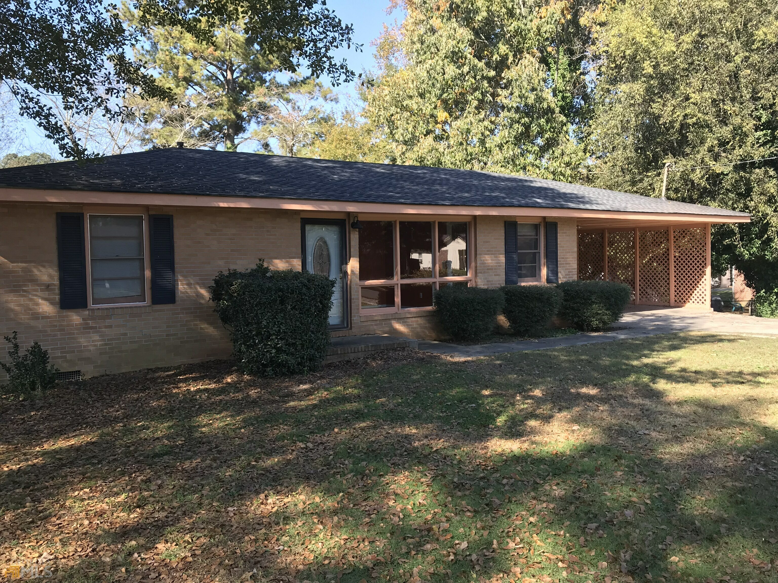Property Photo: 8 Ridge Drive SW GA 30165
