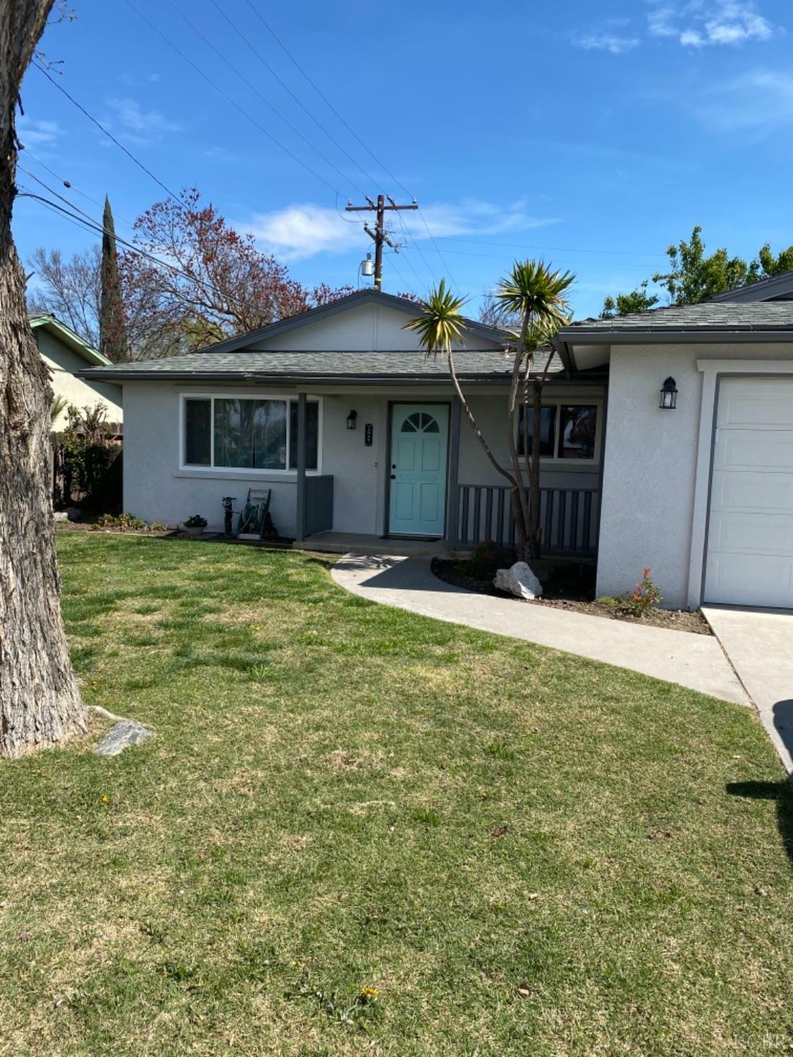 Property Photo:  2857 N Douty Street  CA 93230 