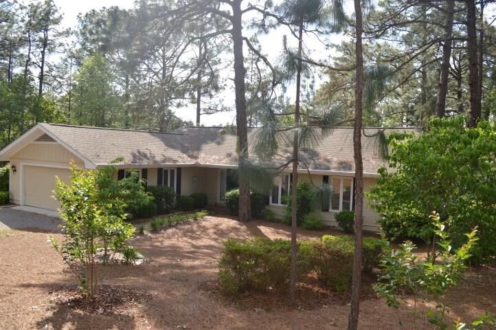 Property Photo: 9 Chatham Lane NC 28374