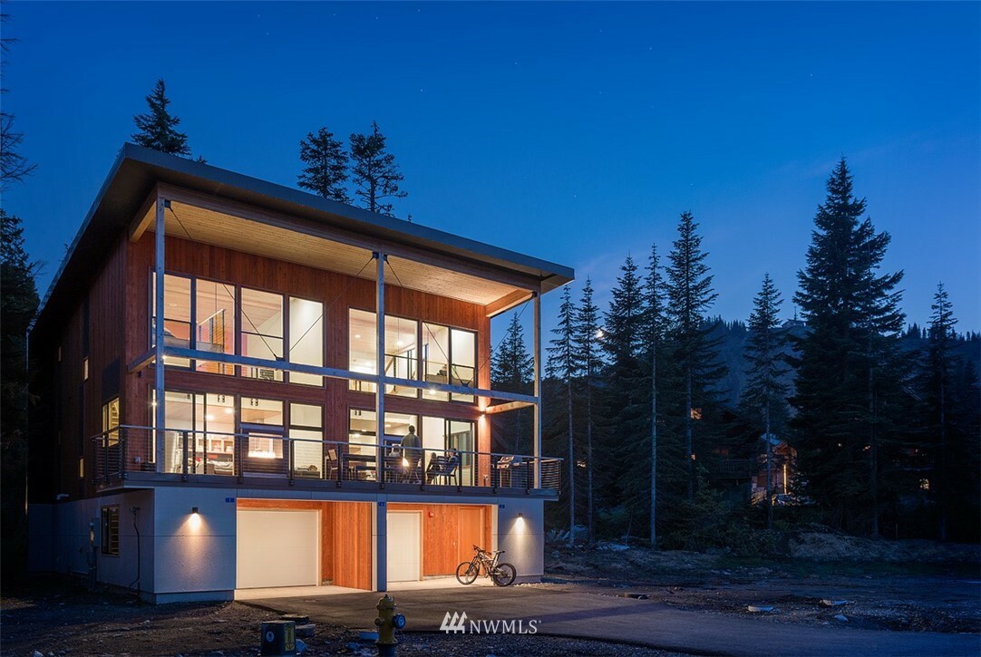 Property Photo: 90 Pass Life Way 1 WA 98068