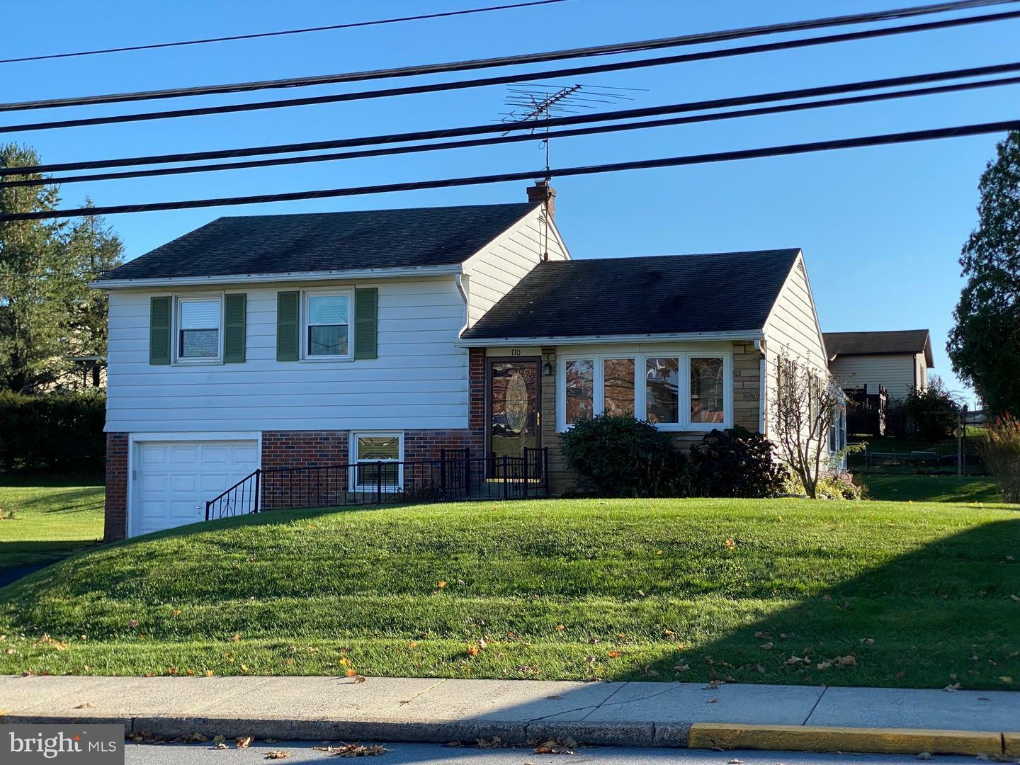 Property Photo: 710 Windsor Street PA 19526