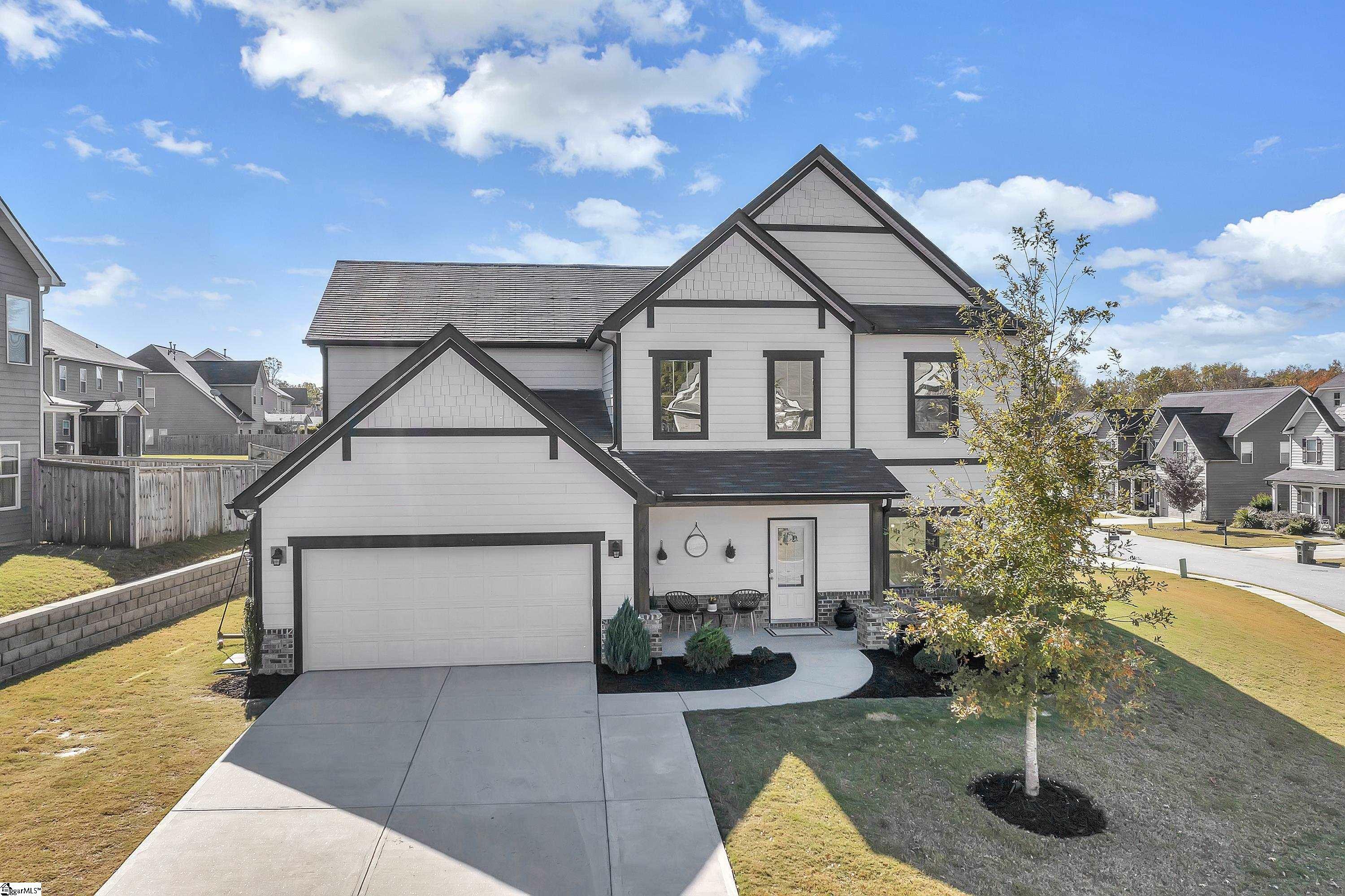 Property Photo:  80 Grand River Lane  SC 29681 