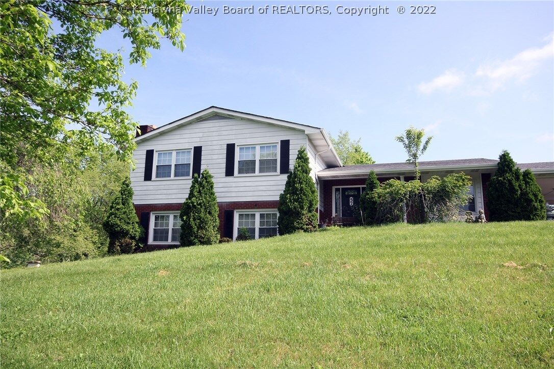Property Photo: 57 Grandview Estates WV 25311