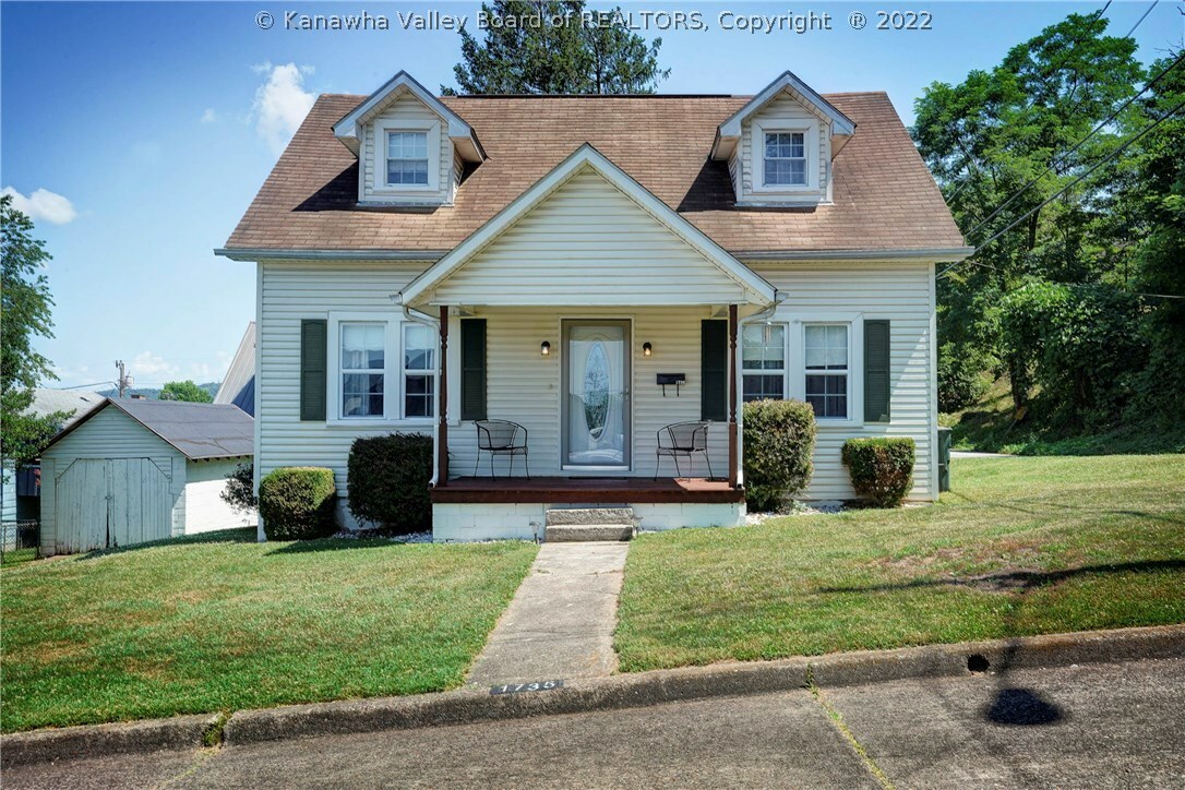 Property Photo: 1735 17th Street WV 25143