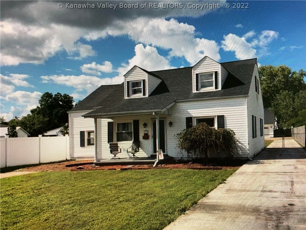 Property Photo: 406 W Fir Street WV 25070
