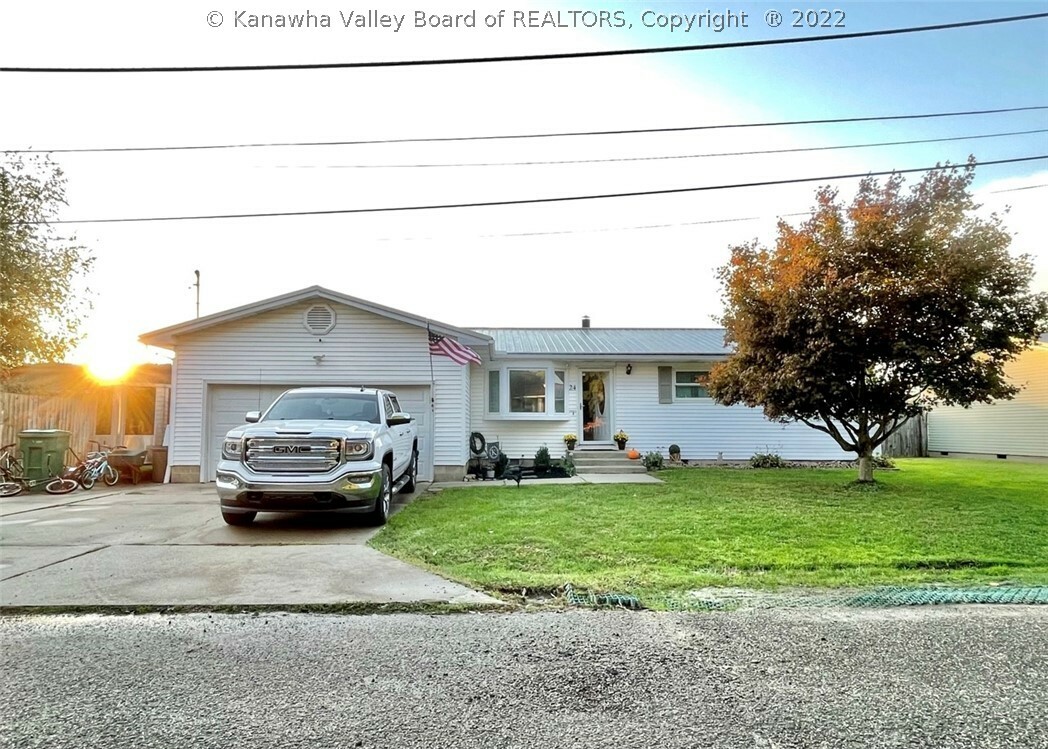 Property Photo: 24 Fernwood Way WV 25262