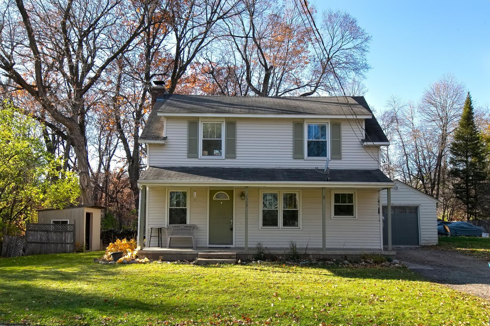 Property Photo:  2909 Meadow Lane  MN 55364 