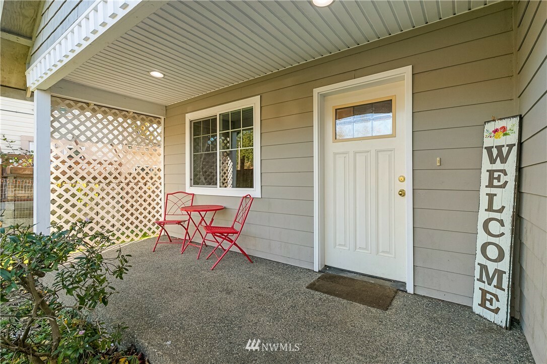 Property Photo:  1025 Mary Avenue  WA 98230 