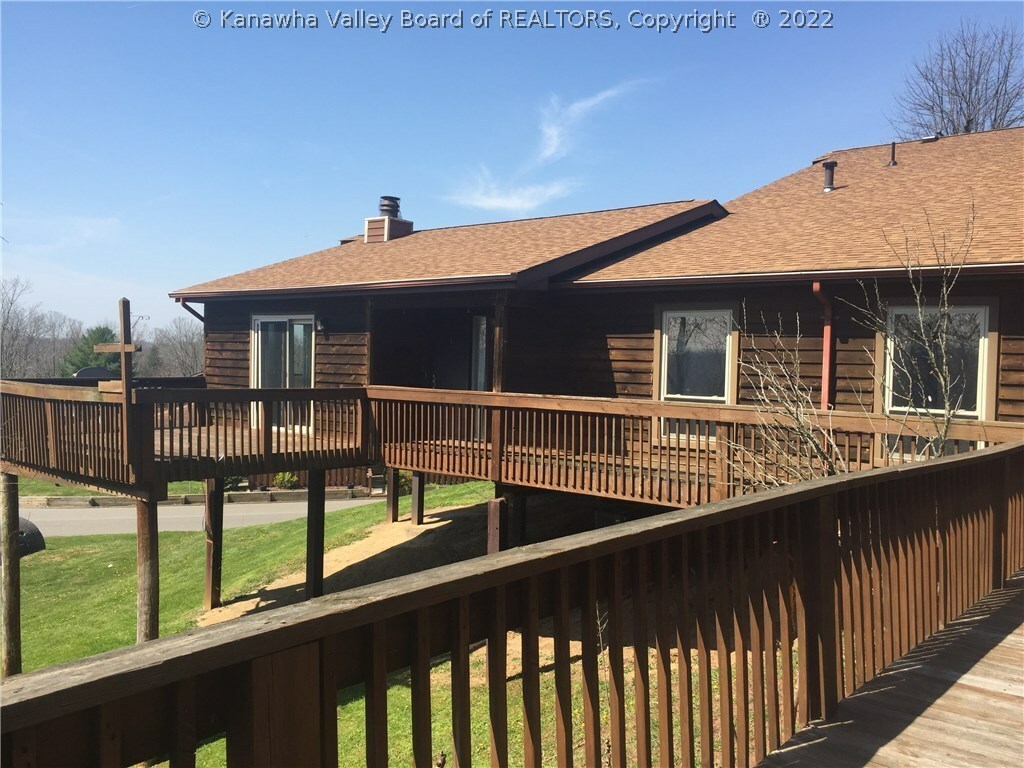 Property Photo: 402 Powderhorn Road WV 25314