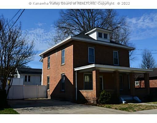 Property Photo: 417 5th Avenue WV 25177