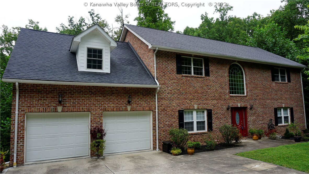 Property Photo: 1601 Stonehenge Road WV 25314