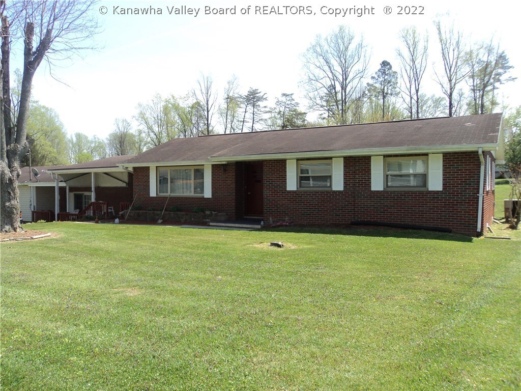 Property Photo: 105 Chapman Lane WV 25526