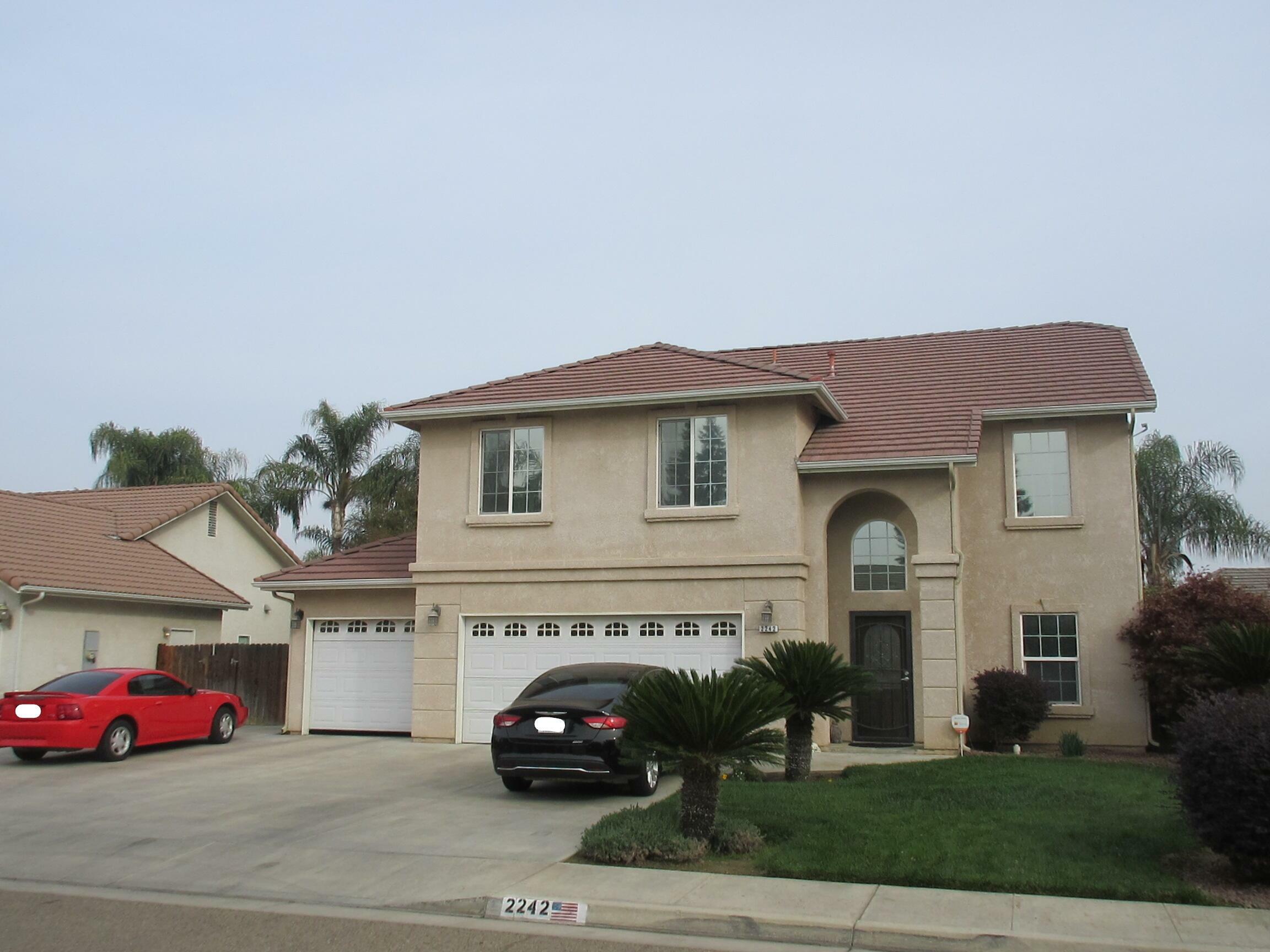 Property Photo:  2242 S Conyer Court  CA 93277 