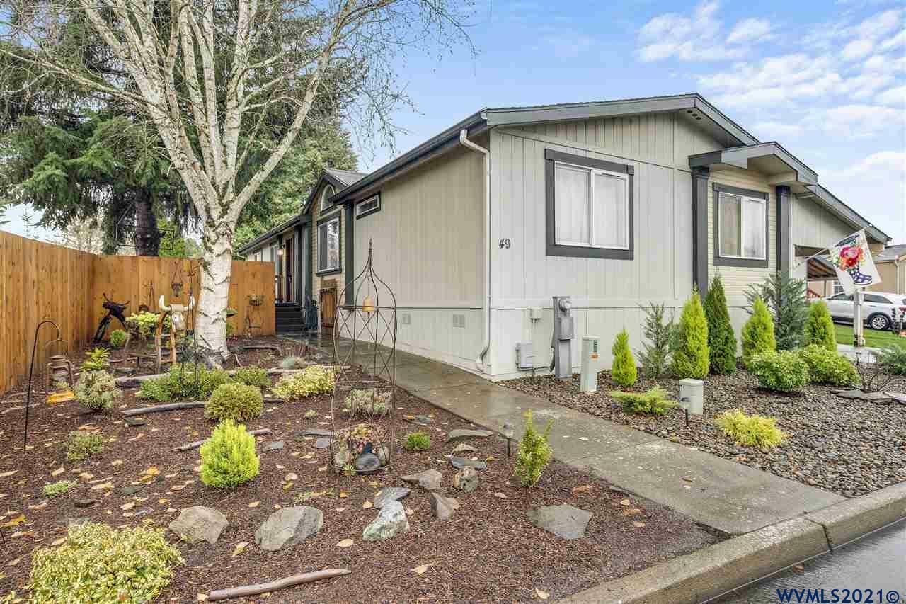 Property Photo:  1282 E 3rd (#49) St 49  OR 97127 