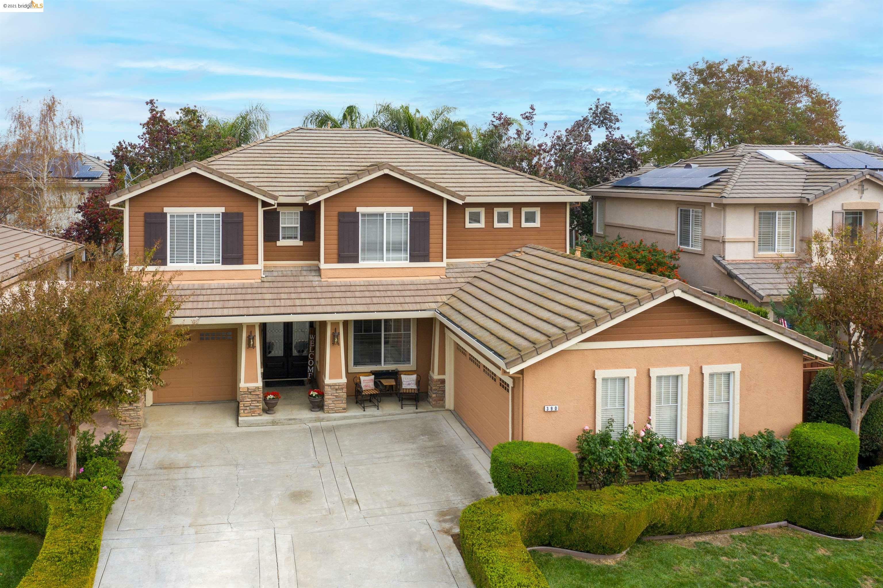 Property Photo:  390 Madison Ct  CA 94513 