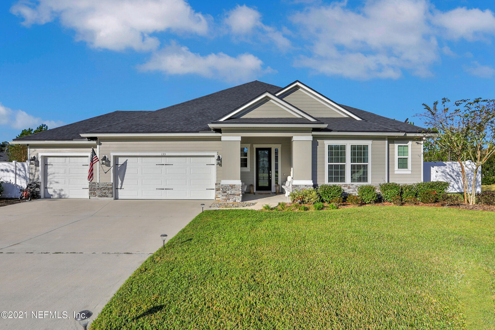 Property Photo: 133 Prairie Lakes Drive S FL 32084