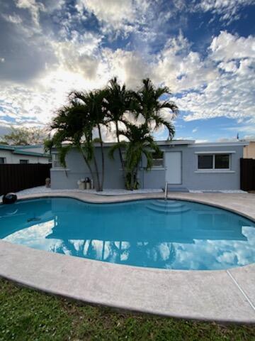 Property Photo:  5300 N Andrews Avenue  FL 33309 