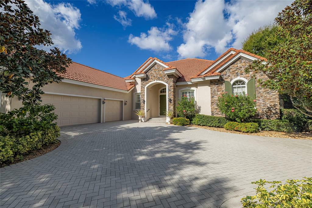 Property Photo:  1259 Playmoor Drive  FL 34683 