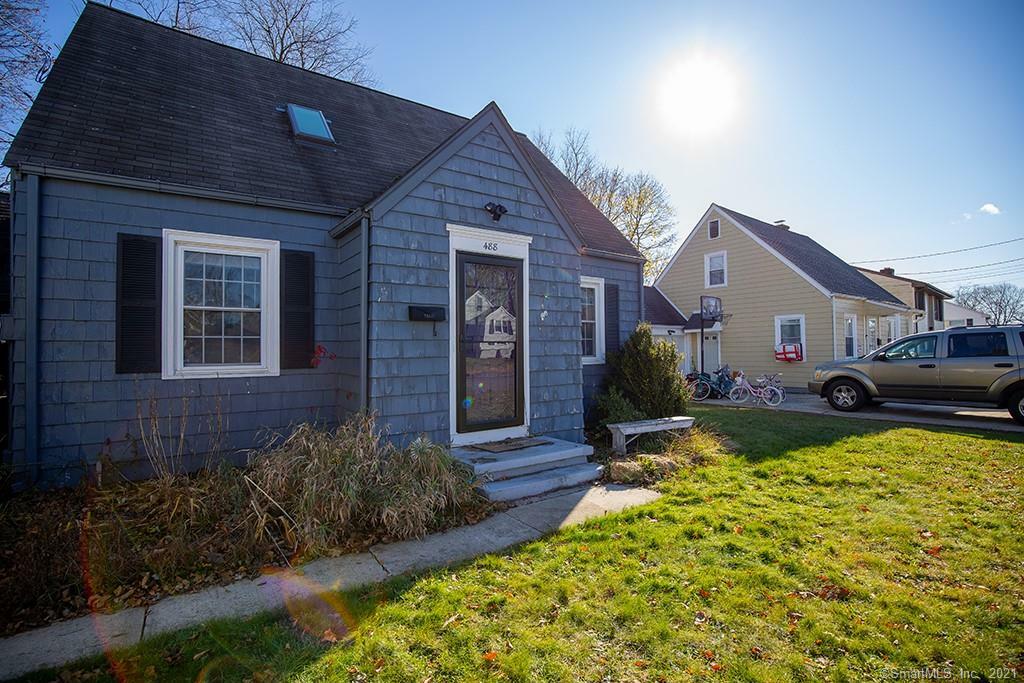 Property Photo:  488 Parker Avenue South  CT 06450 