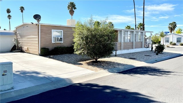 Property Photo:  800 S Palm Avenue  CA 92543 