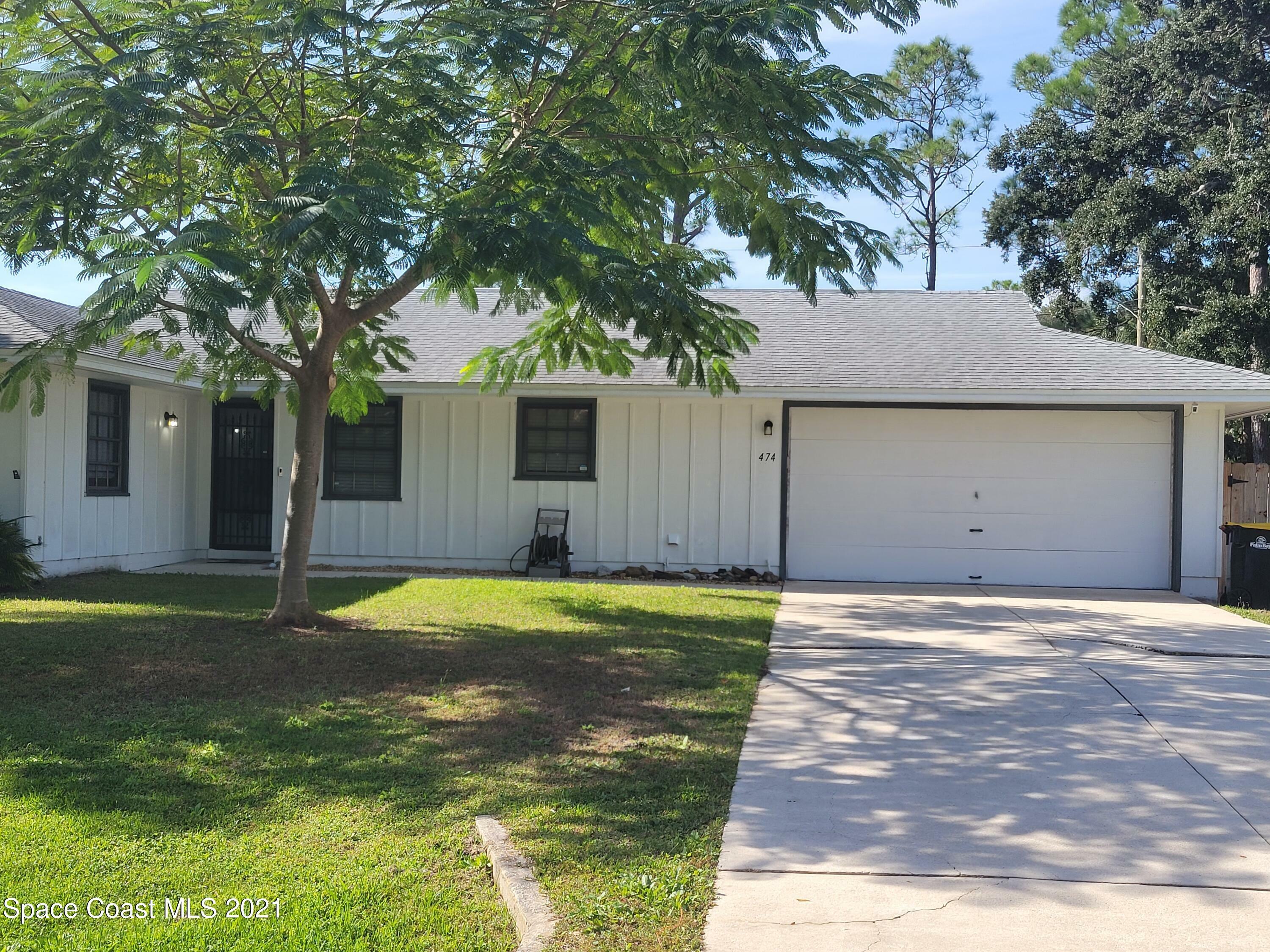 Property Photo:  474 Conover Avenue NE  FL 32907 