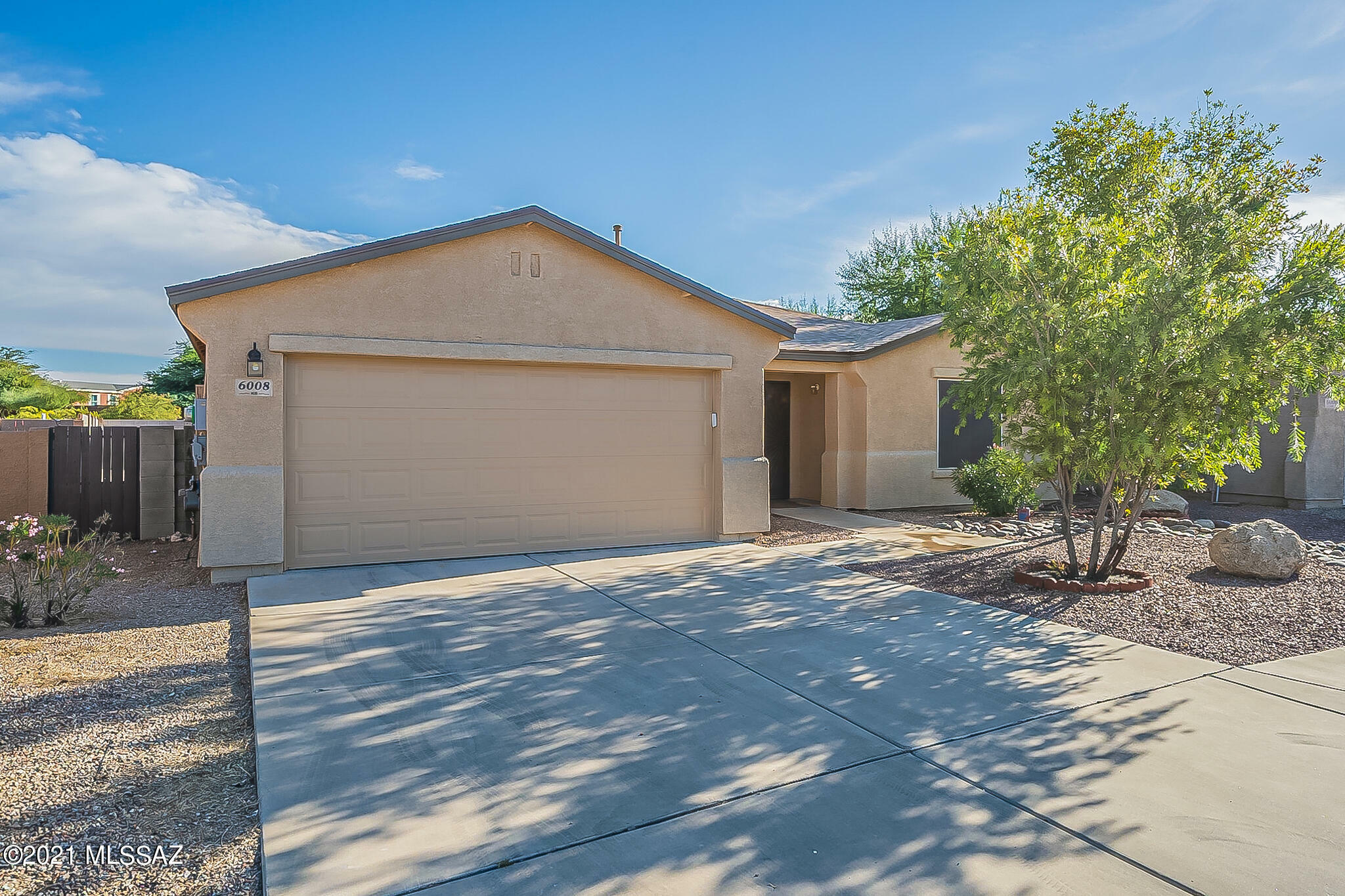 Property Photo:  6008 E Tercel Drive  AZ 85756 