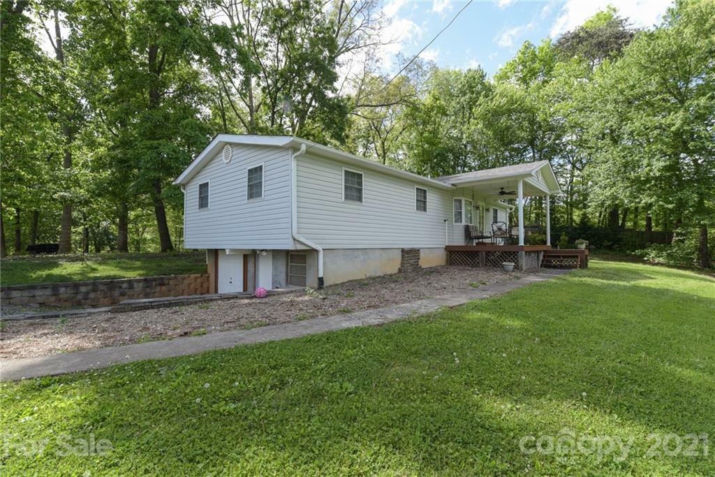 Property Photo:  75 &Amp 77 Luther Road  NC 28715 