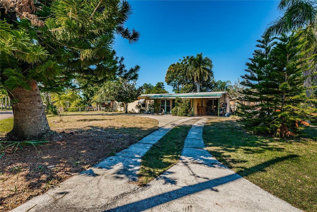 Property Photo:  4291 Neptune Drive SE  FL 33705 