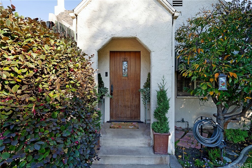 Property Photo:  720 N Naomi Street  CA 91505 