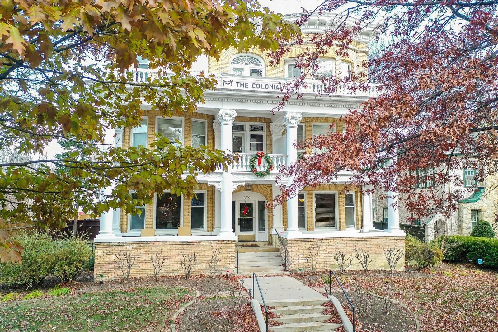 Property Photo:  579 Summit Avenue 204  MN 55102 