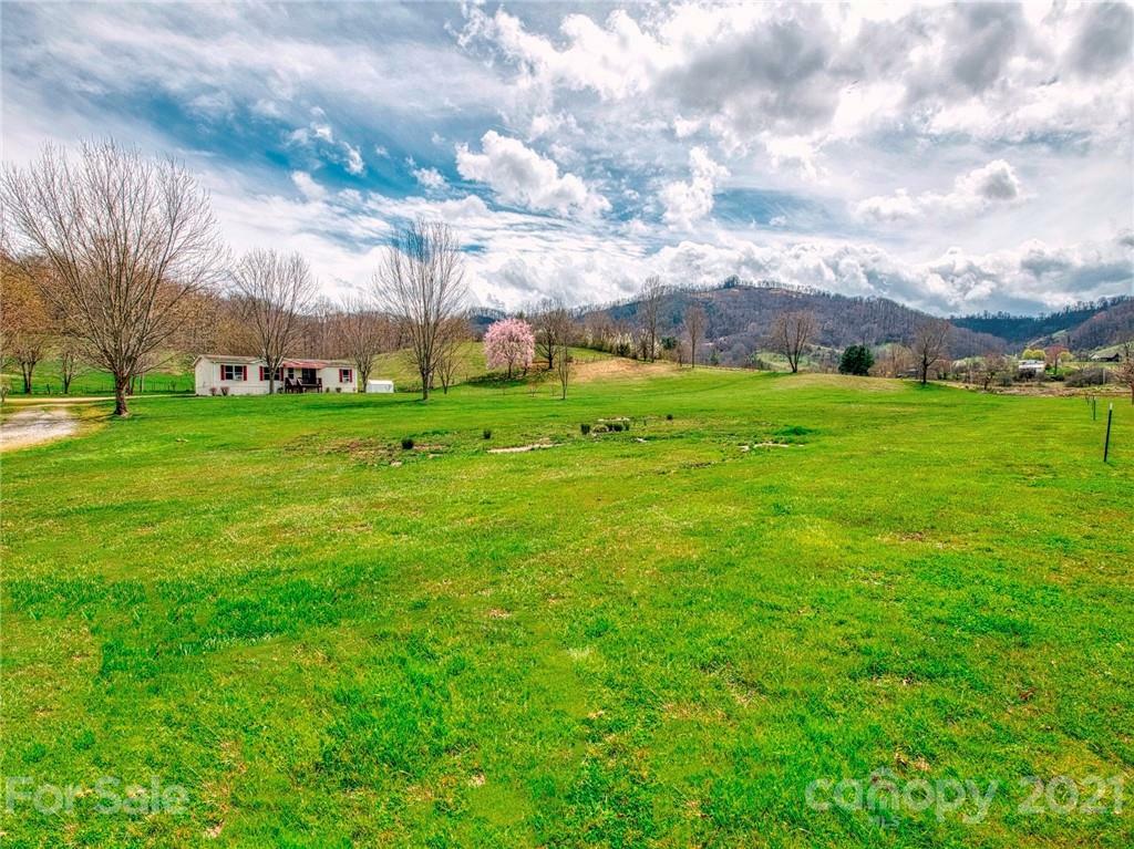 146 Vera Lee Road  Waynesville NC 28785 photo