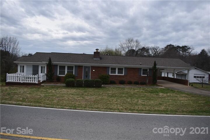 246 Shady Lane  Marion NC 28752 photo