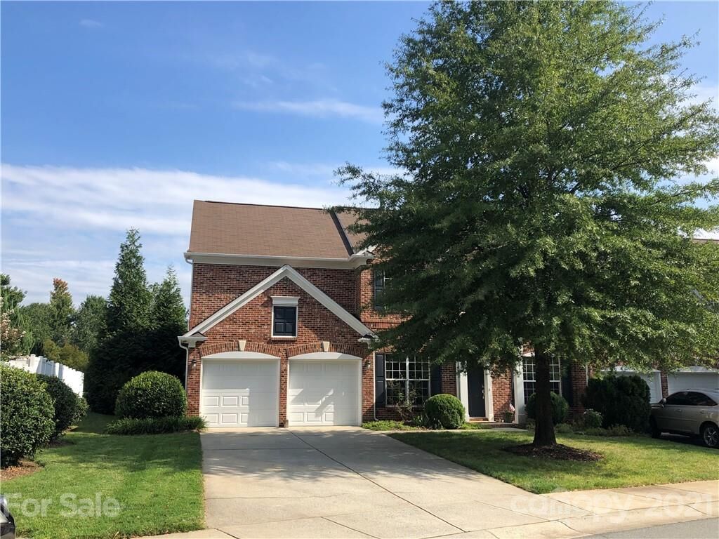 Property Photo: 8012 Oratorio Place NC 28270