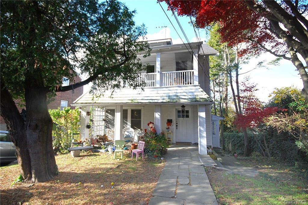 Property Photo:  7 Whitman Street  NY 10706 