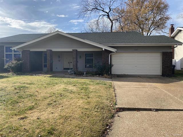 Property Photo: 840 Townhouse Lane MO 63042