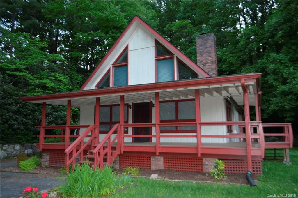 Property Photo: 202 Cedar Drive NC 28751