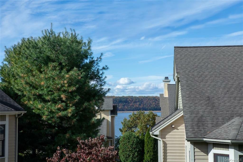 Property Photo:  26 Hudson Drive  NY 10522 