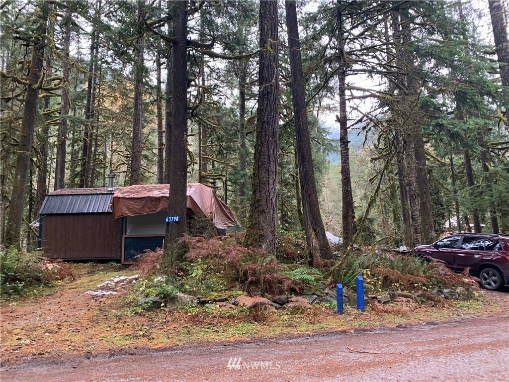 Property Photo:  63798 W Cascade Drive D1l51  WA 98267 