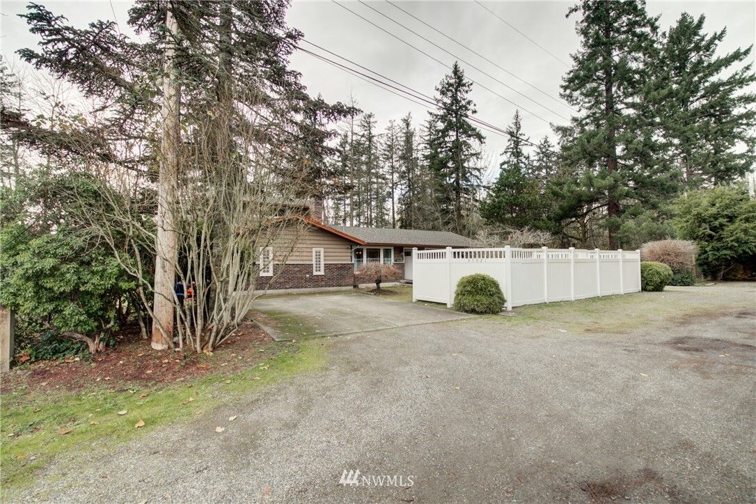 Property Photo:  37021 44th Avenue S  WA 98001 