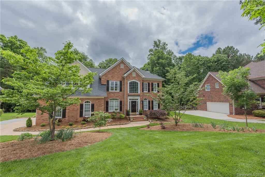 4400 Mountain Cove Drive  Charlotte NC 28216 photo