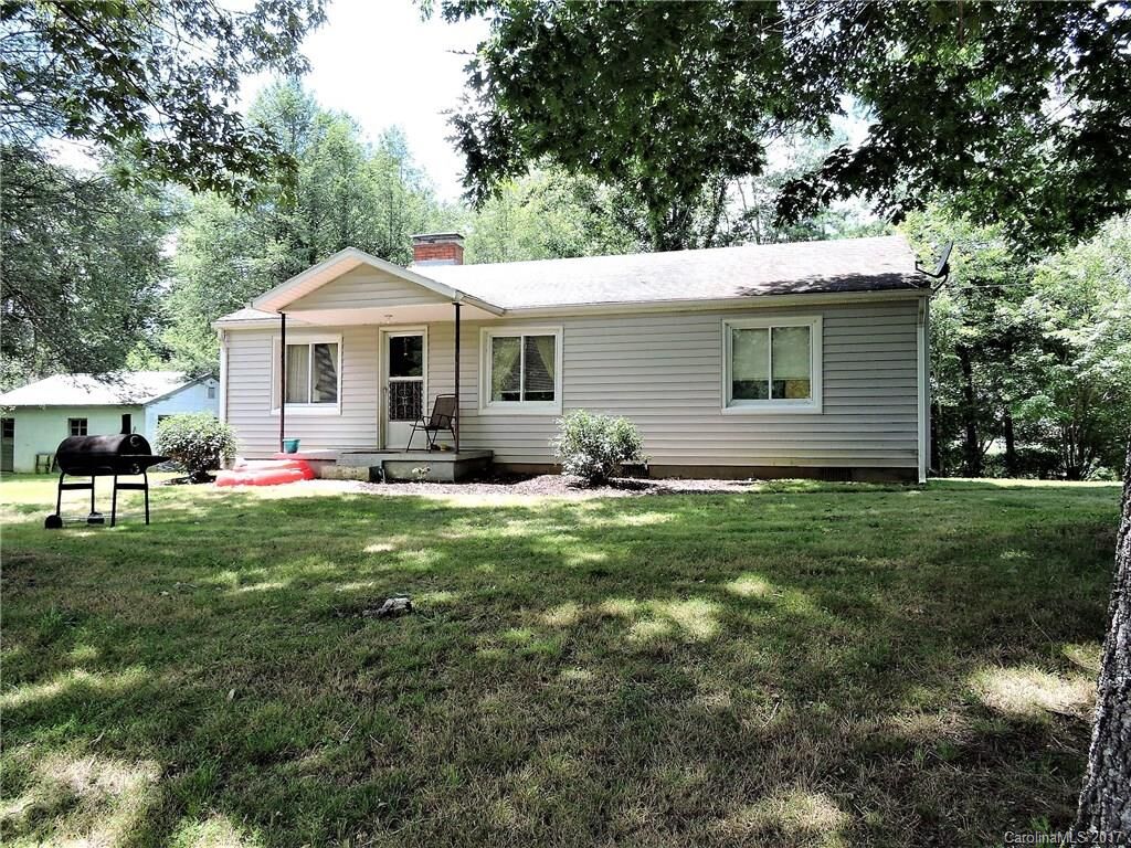 Property Photo: 5 Greene Lane NC 28732